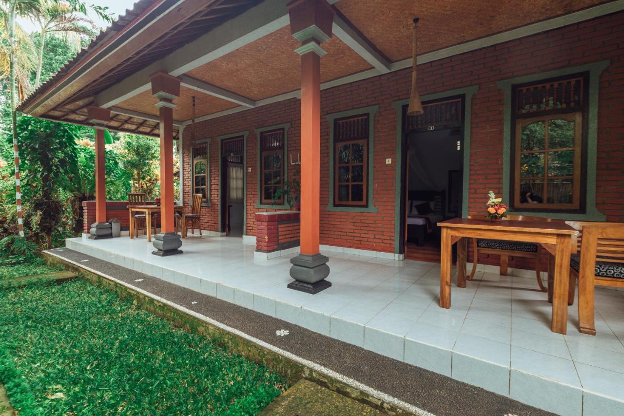 אובוד Suastika Lodge מראה חיצוני תמונה